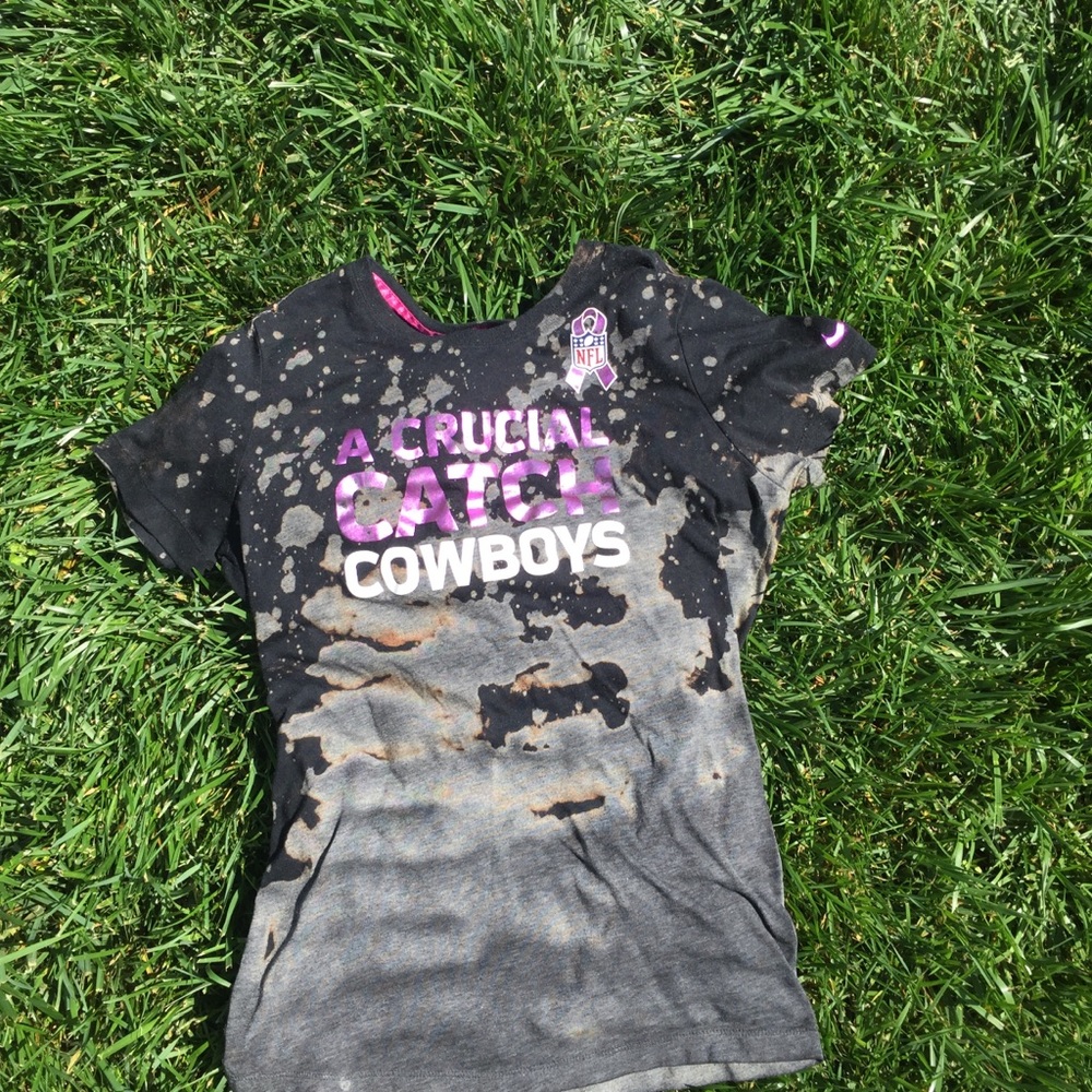 Bleached crucial cowboys T-Shirt
